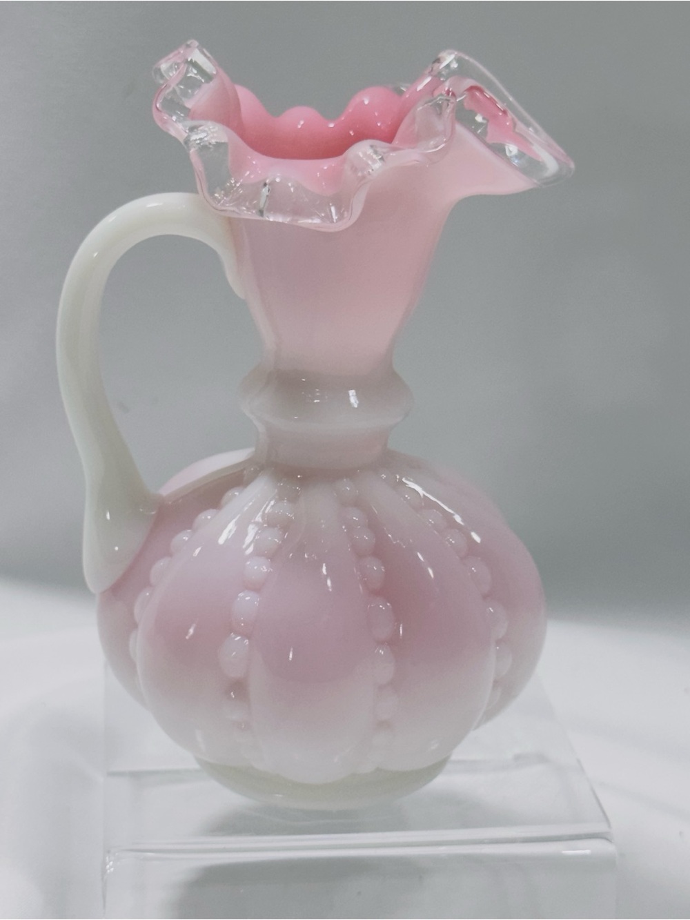 Vintage 1940's Fenton White Pink Ruffled Edge Beaded Melon Glass Pitcher Attache - Picture 3 of 12